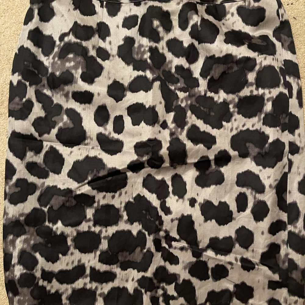 Banana Republic Gray Leopard Pencil Skirt